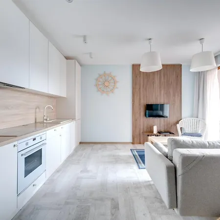 Lägenhet 3 - Admiralski