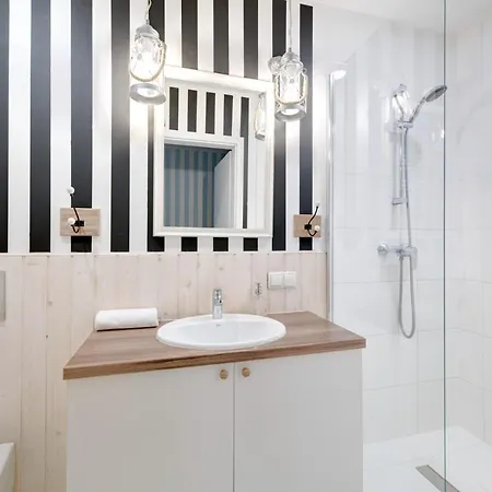 3 - Admiralski Апартаменты Гданьск